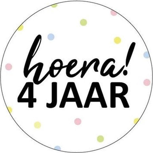 Hoera4jaarsticker-stoepkrijtmeid