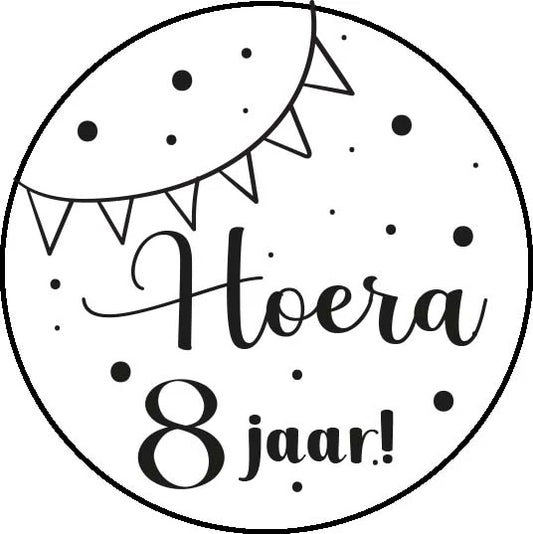 Hoera8jaarsticker-stoepkrijtmeid